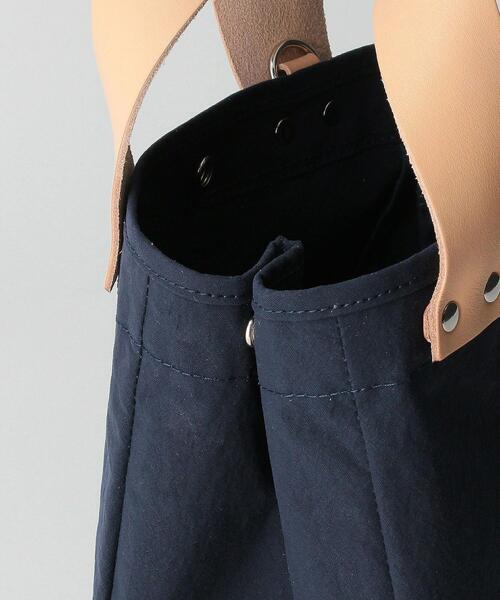 ajew（エジュー）の「＜AJEW＞SHIKAKU トートバッグ -2WAY- ：（トートバッグ・レディース・ホワイト/ネイビー・FREE）」の10枚目の写真