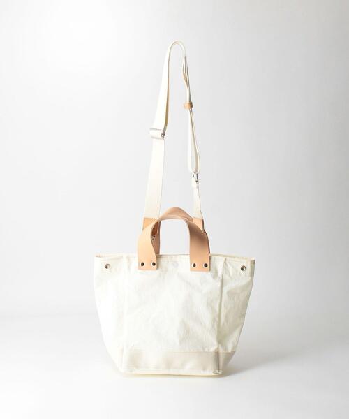 ajew（エジュー）の「＜AJEW＞SHIKAKU トートバッグ -2WAY- ：（トートバッグ・レディース・ホワイト/ネイビー・FREE）」の4枚目の写真