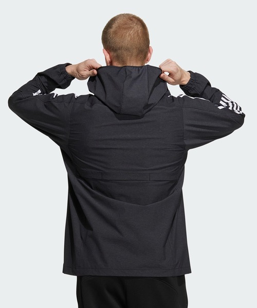 adidas（アディダス）の「スリーストライプス 24/7 クラシック