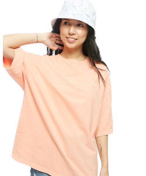 BILLABONG(ビラボン)の「BILLABONG レディース BIG CLEAN LOGO TEE Tシャツ 【2022年春夏モデル】/ビラボン半袖バックプリントTシャツ(Tシャツ/カットソー・レディース・オレンジ系その他/ホワイト/ブラック/ブルー・LARGE/MEDIUM)」の21枚目の写真