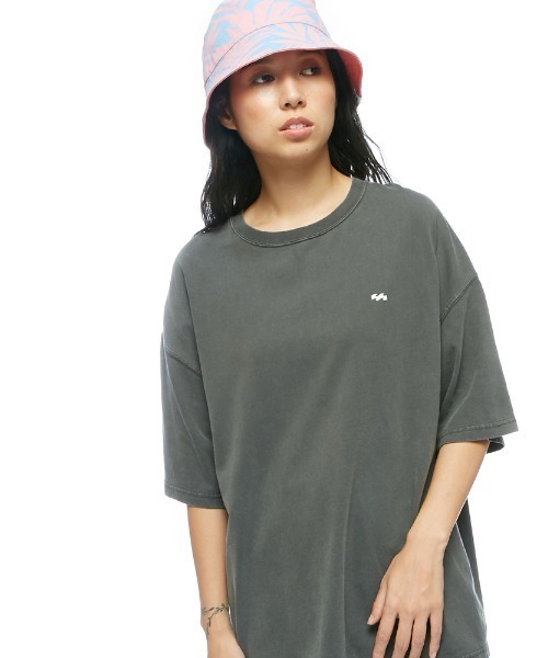 BILLABONG(ビラボン)の「BILLABONG レディース BIG CLEAN LOGO TEE Tシャツ 【2022年春夏モデル】/ビラボン半袖バックプリントTシャツ(Tシャツ/カットソー・レディース・オレンジ系その他/ホワイト/ブラック/ブルー・LARGE/MEDIUM)」の13枚目の写真