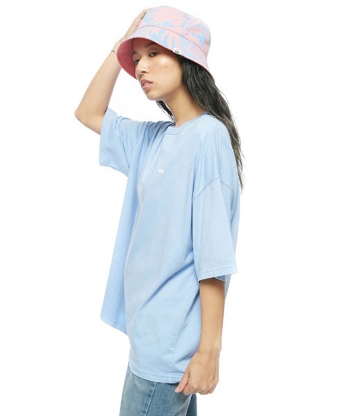 BILLABONG(ビラボン)の「BILLABONG レディース BIG CLEAN LOGO TEE Tシャツ 【2022年春夏モデル】/ビラボン半袖バックプリントTシャツ(Tシャツ/カットソー・レディース・オレンジ系その他/ホワイト/ブラック/ブルー・LARGE/MEDIUM)」の16枚目の写真