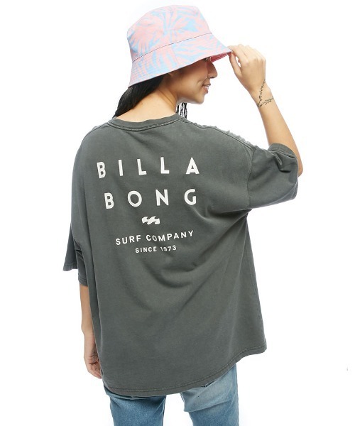 BILLABONG(ビラボン)の「BILLABONG レディース BIG CLEAN LOGO TEE Tシャツ 【2022年春夏モデル】/ビラボン半袖バックプリントTシャツ(Tシャツ/カットソー・レディース・オレンジ系その他/ホワイト/ブラック/ブルー・LARGE/MEDIUM)」の15枚目の写真