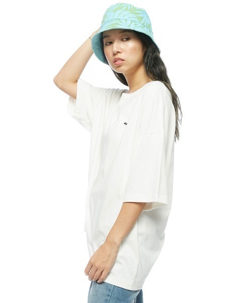 BILLABONG(ビラボン)の「BILLABONG レディース BIG CLEAN LOGO TEE Tシャツ 【2022年春夏モデル】/ビラボン半袖バックプリントTシャツ(Tシャツ/カットソー・レディース・オレンジ系その他/ホワイト/ブラック/ブルー・LARGE/MEDIUM)」の6枚目の写真