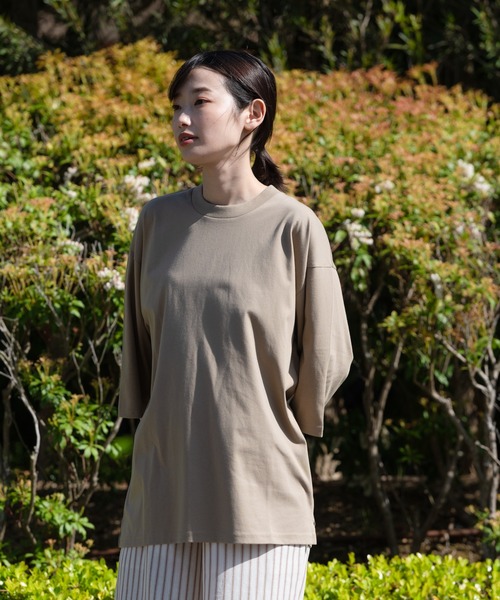 Blue Standard （ブルースタンダード）の「【BLUE STANDARD/ブルースタンダード】汗染みの目立ちにくいゼロステイン　汗シミ防止加工 撥水性  UVカット ビッグシルエットTシャツ ルーズT（Tシャツ/カットソー・メンズ・ホワイト/ブラック/ピンク系その他/ダークグリーン/オリーブ/サックスブルー/ネイビー/ベージュ・MEDIUM/LARGE/X-LARGE/SMALL）」の4枚目の写真