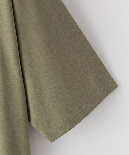 Blue Standard （ブルースタンダード）の「【BLUE STANDARD/ブルースタンダード】汗染みの目立ちにくいゼロステイン　汗シミ防止加工 撥水性  UVカット ビッグシルエットTシャツ ルーズT（Tシャツ/カットソー・メンズ・ホワイト/ブラック/ピンク系その他/ダークグリーン/オリーブ/サックスブルー/ネイビー/ベージュ・MEDIUM/LARGE/X-LARGE/SMALL）」の11枚目の写真