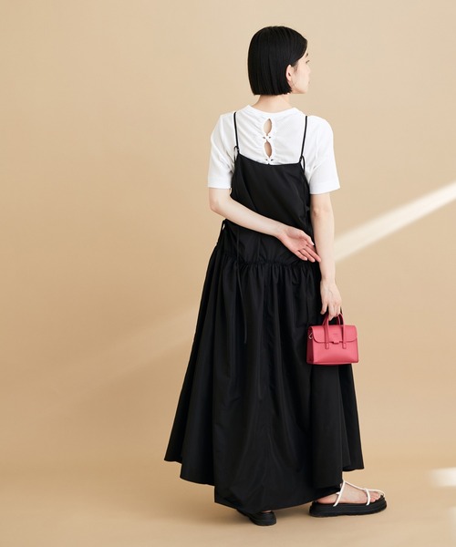 ADAM ET ROPE'（アダムエロペ）の「【一部直営店舗・WEB限定】カットアウトプルオーバー（Tシャツ/カットソー・レディース・ホワイト/ブラック/グリーン系その他・FREE）」の7枚目の写真