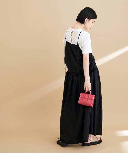 ADAM ET ROPE'（アダムエロペ）の「【一部直営店舗・WEB限定】カットアウトプルオーバー（Tシャツ/カットソー・レディース・ホワイト/ブラック/グリーン系その他・FREE）」の21枚目の写真