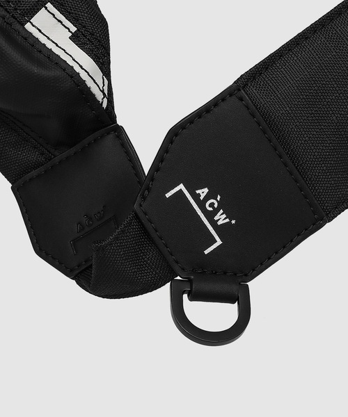 A-COLD-WALL*（アコールドウォール）の「TYPOGRAPHIC RIPSTOP WAIST BAG（ボディバッグ/ウエストポーチ・メンズ・ブラック・FREE）」の4枚目の写真