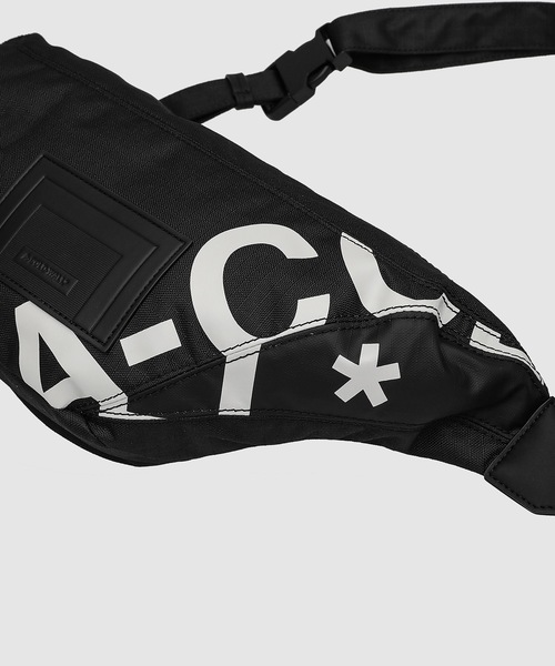 A-COLD-WALL*（アコールドウォール）の「TYPOGRAPHIC RIPSTOP WAIST BAG（ボディバッグ/ウエストポーチ・メンズ・ブラック・FREE）」の5枚目の写真