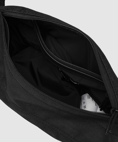 A-COLD-WALL*（アコールドウォール）の「TYPOGRAPHIC RIPSTOP WAIST BAG（ボディバッグ/ウエストポーチ・メンズ・ブラック・FREE）」の7枚目の写真