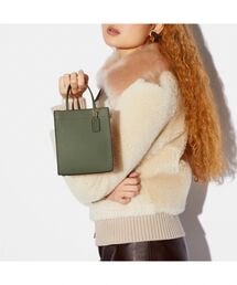 COACH（コーチ）の「ミニ カシン トート（ショルダーバッグ）」 - WEAR