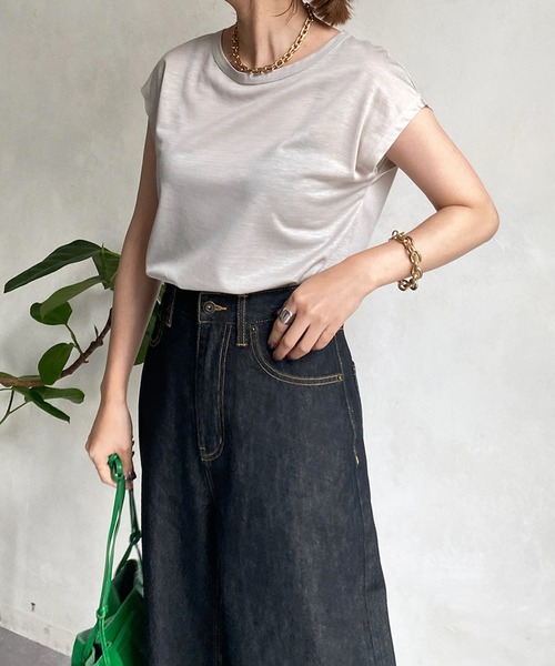 DouDou(ドゥドゥ)の「【新色追加】フレンチT(Tシャツ/カットソー・レディース・ブラック/オフホワイト/ピンク/オレンジ/ライトベージュ/グレイッシュベージュ/ブラウン/ライトグレー/チャコールグレー・SMALL/MEDIUM)」の5枚目の写真