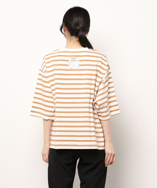 Samansa Mos2(サマンサ モスモス)の「ビッグシルエットボーダーカットソー(Tシャツ/カットソー・レディース・オフホワイト/イエロー/グリーン/ブルー/ピンク/キャメル・フリ-)」の12枚目の写真