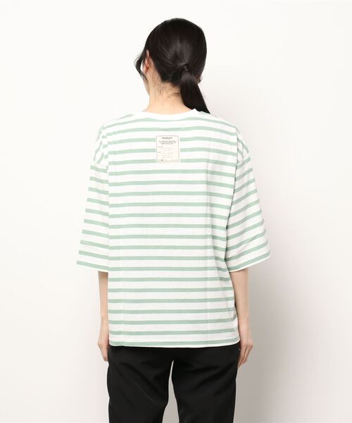 Samansa Mos2(サマンサ モスモス)の「ビッグシルエットボーダーカットソー(Tシャツ/カットソー・レディース・オフホワイト/イエロー/グリーン/ブルー/ピンク/キャメル・フリ-)」の13枚目の写真