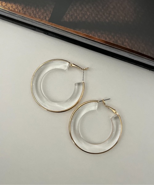 prose verse（プロズヴェール）の「ゴールドラインアクリルフープピアス（ピアス（両耳用）・レディース・イエロー/グリーン/クリア・ﾌﾘ-）」の3枚目の写真