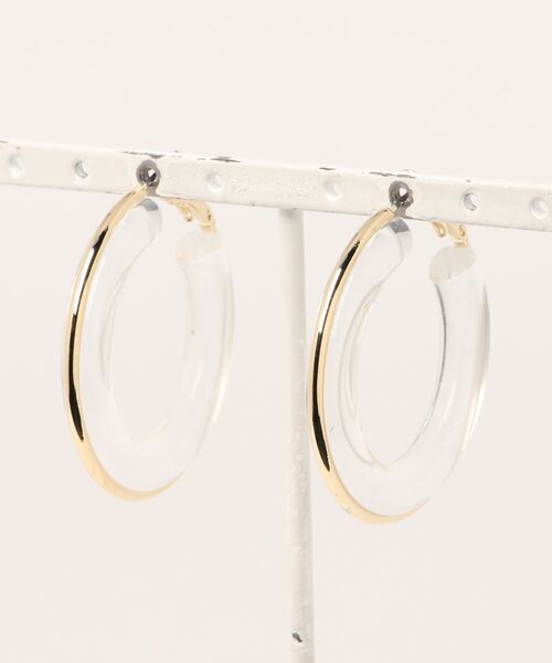 prose verse（プロズヴェール）の「ゴールドラインアクリルフープピアス（ピアス（両耳用）・レディース・イエロー/グリーン/クリア・ﾌﾘ-）」の6枚目の写真