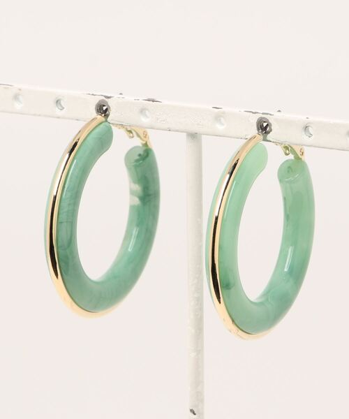 prose verse（プロズヴェール）の「ゴールドラインアクリルフープピアス（ピアス（両耳用）・レディース・イエロー/グリーン/クリア・ﾌﾘ-）」の7枚目の写真