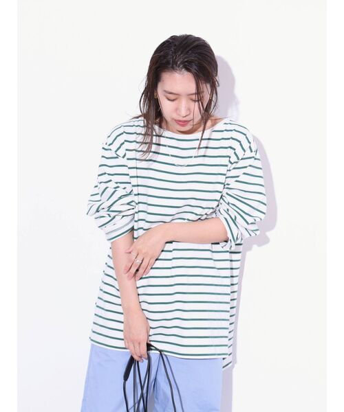 Ungrid（アングリッド）の「ボートネックボーダーロングスリーブTee（Tシャツ/カットソー・レディース・ネイビー/レッド/グリーン・FREE）」の2枚目の写真