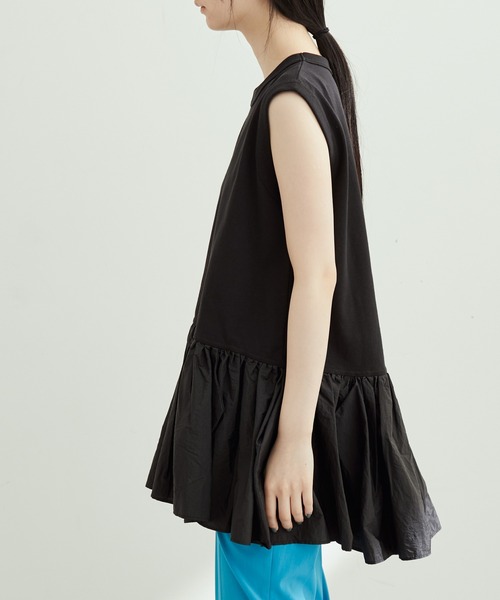 ADAM ET ROPE'（アダムエロペ）の「RENUタフタティアードTEE（Tシャツ/カットソー・レディース・ブラック/ライトグリーン/ホワイト・FREE）」の11枚目の写真