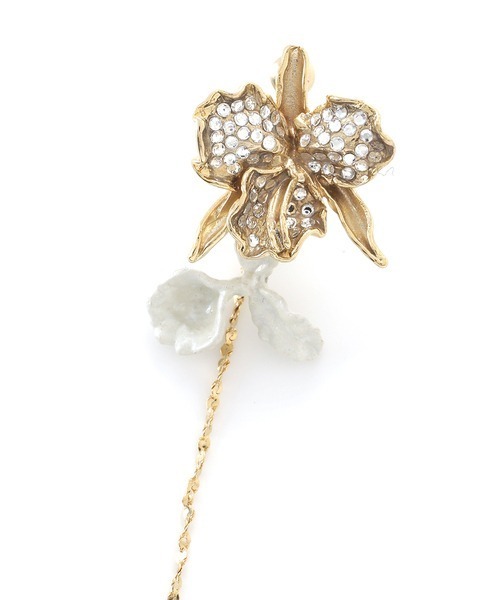 SNIDEL（スナイデル）の「フラワーチェーンピアス（ピアス（両耳用）・レディース・A/B・FREE）」の8枚目の写真