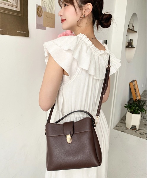 moment+（モーメントプラス）の「スクエアワンハンドルショルダー