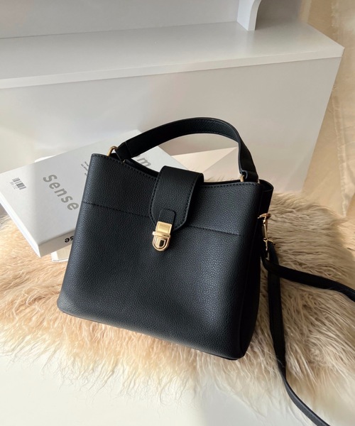 moment+（モーメントプラス）の「スクエアワンハンドルショルダーバッグ（ハンドバッグ・レディース・ブラック/アイボリー/ブラウン・FREE）」の5枚目の写真