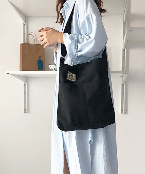 バレンシアガ　エブリデイトートXS 2wayトートバッグ　ポーチ、ミラー付き　黒 XS BALENCIAGA EVERYDAY(バレンシアガ エブリデイ) トートバッグ