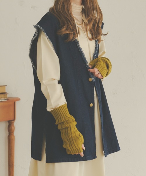 Ambre Neige(アンブルネージュ)の「【ユニセックス】デニムベスト/WEB/EC限定商品(ベスト・レディース・インディゴブルー/アイボリー・MEDIUM/LARGE)」の2枚目の写真
