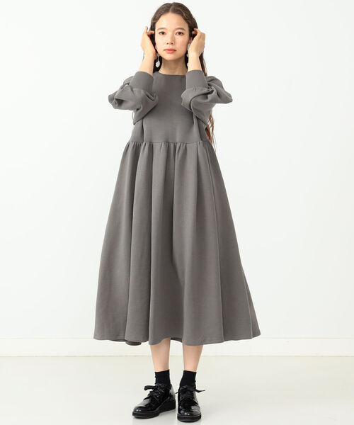 CAROLINA GLASER（カロリナ グレイサー）の「Aya × CAROLINA GLASER