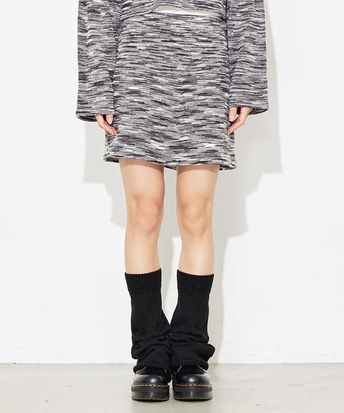 X-girl(エックスガール)の「MELANGE KNIT MINI SKIRT(スカート・レディース・ブラック/イエロー/グリーン・ONE SIZE)」の2枚目の写真