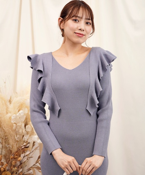 極美品❣️フリルが素敵なニットワンピース フリルデザインIラインニットワンピース（ワンピース）｜RESEXXY