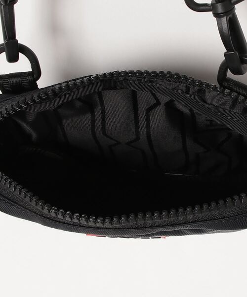 HUNTER（ハンター）の「HUNTER NYLON KEEPER PHONE POUCH ハンター ナイロン キーパー フォン ポーチ（ボディバッグ/ウエストポーチ・メンズ・ブラック・FREE）」の5枚目の写真