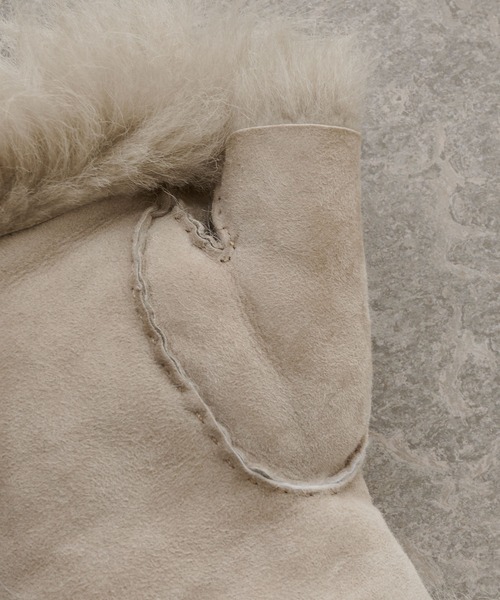 GALA　GLOVES（ガラ　グローブ）の「【GALA GLOVES】ムートンミトングローブ（手袋・レディース・グレー系その他・FREE）」の5枚目の写真