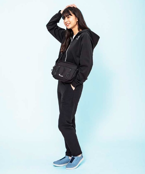 le coq sportif(ルコックスポルティフ)の「ルコック エアスタイリッシュパンツ・ウォーム(9分丈)保温 ストレッチ 裏起毛 ウエストゴム スポーツウエア レディース トレーニングウエア(その他パンツ・レディース・ブラック×ホワイト/ネイビー/ブラック・M/XL/L/S)」の6枚目の写真