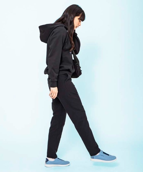 le coq sportif(ルコックスポルティフ)の「ルコック エアスタイリッシュパンツ・ウォーム(9分丈)保温 ストレッチ 裏起毛 ウエストゴム スポーツウエア レディース トレーニングウエア(その他パンツ・レディース・ブラック×ホワイト/ネイビー/ブラック・M/XL/L/S)」の8枚目の写真