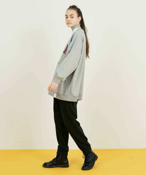 FRAPBOIS（フラボア）の「オーバートレーナー（スウェット・レディース・ブラック/グレー・2/1）」の15枚目の写真