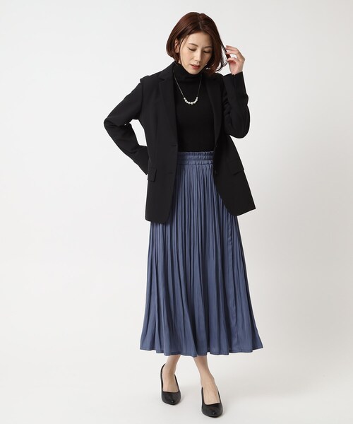 SHOO・LA・RUE（シューラルー）の「サテンプリーツスカート（スカート・レディース・ブラック系2/ベージュ系その他6/ベージュ系その他2/ブルー系2・00）」の14枚目の写真