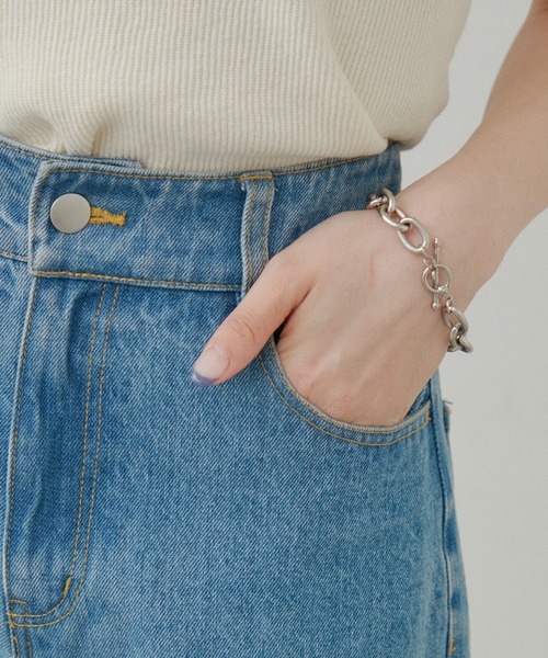 Kastane（カスタネ）の「【サイズ展開あり/新色追加】ハイウエストストレートデニム（デニムパンツ・レディース・ブルー/グレー・1/0/2）」の5枚目の写真