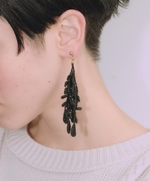 刺繍レースピアス