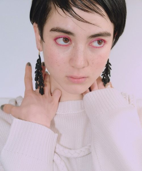 manana suerte（マニャーナスエルテ）の「刺繍レースピアス（ピアス（両耳用）・レディース・ホワイト/ブラック・FREE）」の6枚目の写真