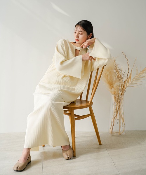 rectangle（レクタングル）の「2WAYリップルプリーツナロースカート【セットアップ可】（スカート・レディース・ブルー/アイボリー/ブラック・FREE）」の7枚目の写真