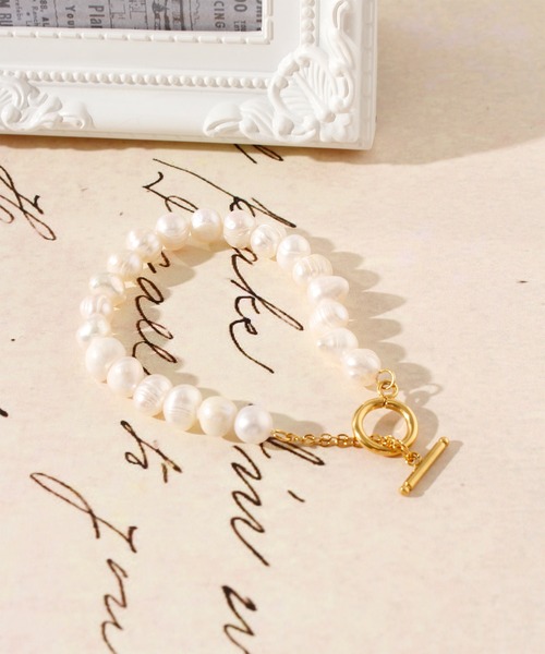 ALWAYS GOOD TIME(オルウェイズグッドタイム)の「【ALWAYS GOOD TIME】天然バロックパールブレスレット(ブレスレット・レディース・シルバー系2/ゴールド系1/ゴールド系2/シルバー系1・F)」の4枚目の写真