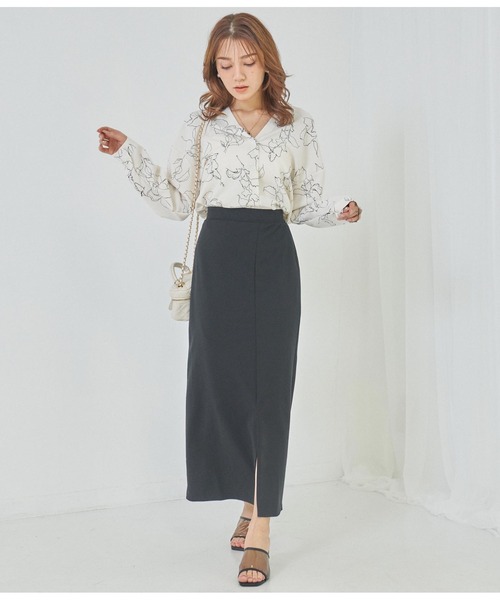 CHILLE（チル）の「梨地ポンチストレートスカート（スカート・レディース・オレンジ/グリーン/ブラック・FREE）」の4枚目の写真