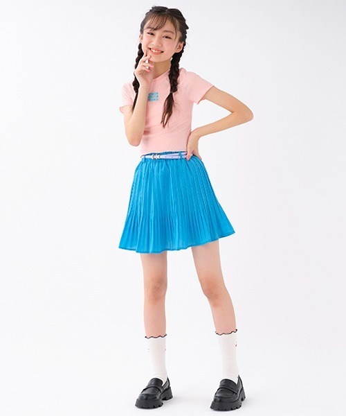 by LOVEiT(バイラビット)の「ベルトつきプリーツスカパン(スカート・キッズ・ピンク/ブルー/マルチ・140cm/130cm/150cm/160cm/120cm)」の2枚目の写真