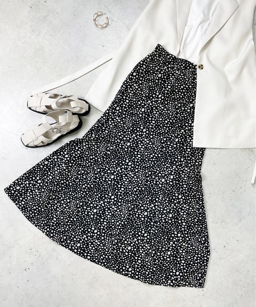 Meli rich（メリーリッチ）の「ダルメシアンプリントマーメイドスカート（スカート・レディース・ブラック/アイボリー/ブルー・MEDIUM）」の8枚目の写真