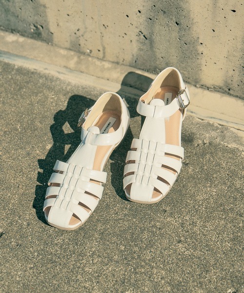 AMERICAN HOLIC(アメリカンホリック)の「グルカサンダル(サンダル・レディース・キャメル/ブラック/ホワイト・M/S/L)」の2枚目の写真