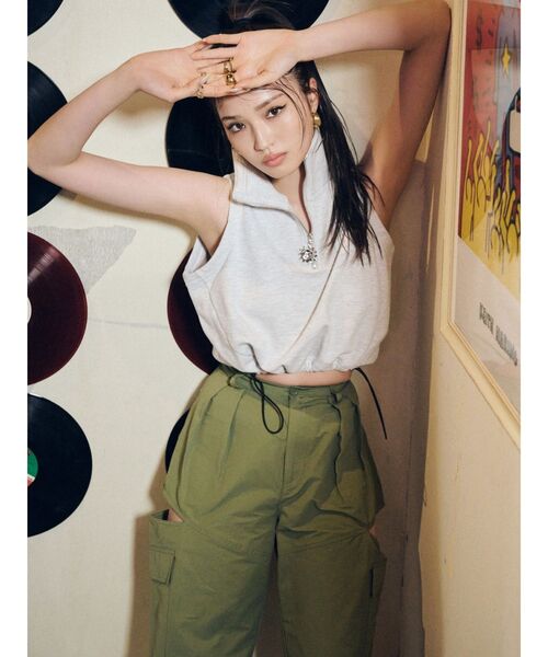 EVRIS（エヴリス）の「サイドオープンパラシュートパンツ（カーゴパンツ・レディース・ブラック/カーキ・SMALL/MEDIUM）」の15枚目の写真