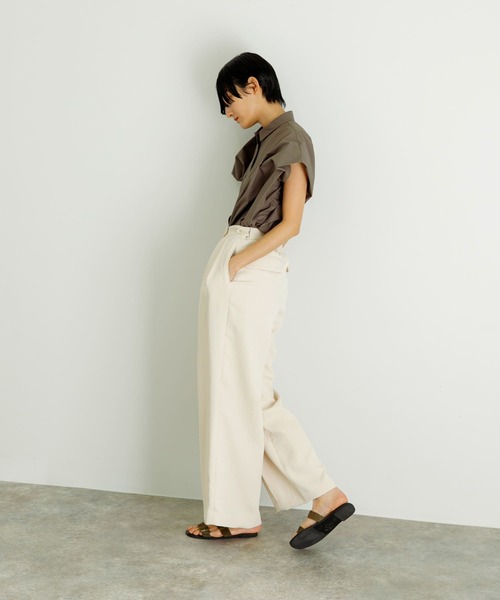 新品タグ付◆ ラブ　LAATO tack blouse アーバンリサーチ LAATO（ラート）の「TACK BLOUSE（シャツ/ブラウス）」 - WEAR