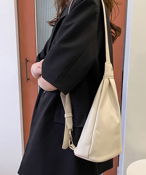 ANOTHER S(アナザーエス)の「ミニボディバッグ(ボディバッグ/ウエストポーチ・レディース・ブラック/アイボリー・FREE)」の15枚目の写真